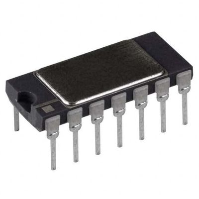 AD734SQ/883B CDIP-14 Logic Gate Inverter Four Quadrant Analog Multiplier